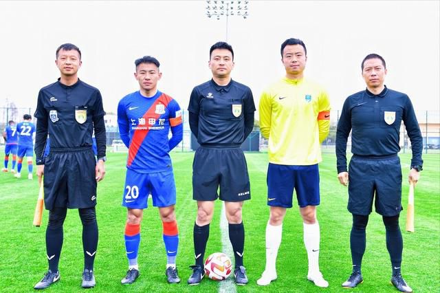 视频二区三区国产情侣在线