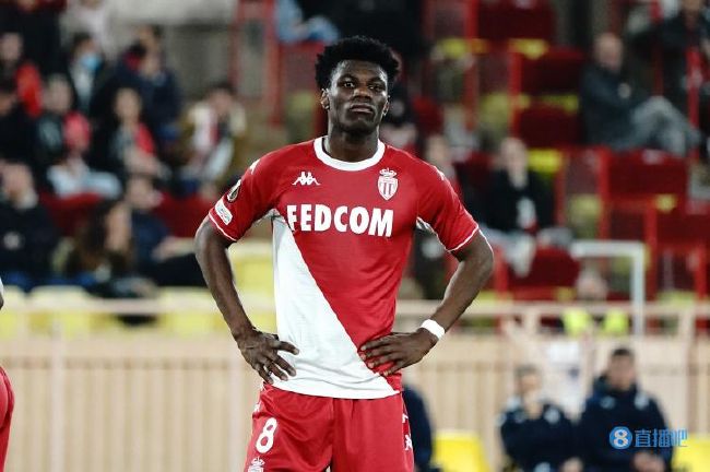 欧美大胸美女bbw